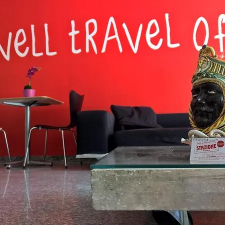 ベッド・アンド・ブレックファスト Stazione フロリーディア